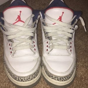 Jordan 3 Retro “ True Blue “